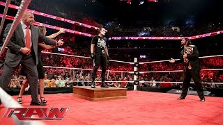 Sting ambushes Triple H and Seth Rollins: Raw, Aug. 24, 2015