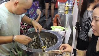 Vietnam street food | Fresh ice cream with the most manual labor intensive work | Ice cream rolls