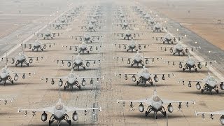 "Voi đi bộ"  Màn diễu binh siêu độc đáo của Không quân Mỹ F-16 C-130...