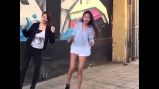 Mongolian girls dance