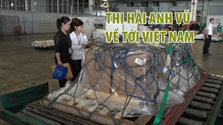 Người thân khóc nghẹn khi linh cữu Nghệ sĩ Anh Vũ về sân bay Tân Sơn Nhất