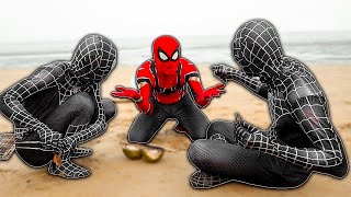 SPIDER-MAN vs DOUBLE VENOM | Battle On The Beach | Người nhện và Venom đi biển