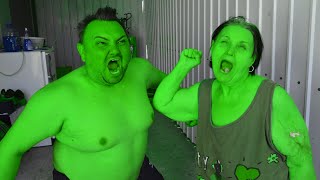 Hulk vs She-Hulk